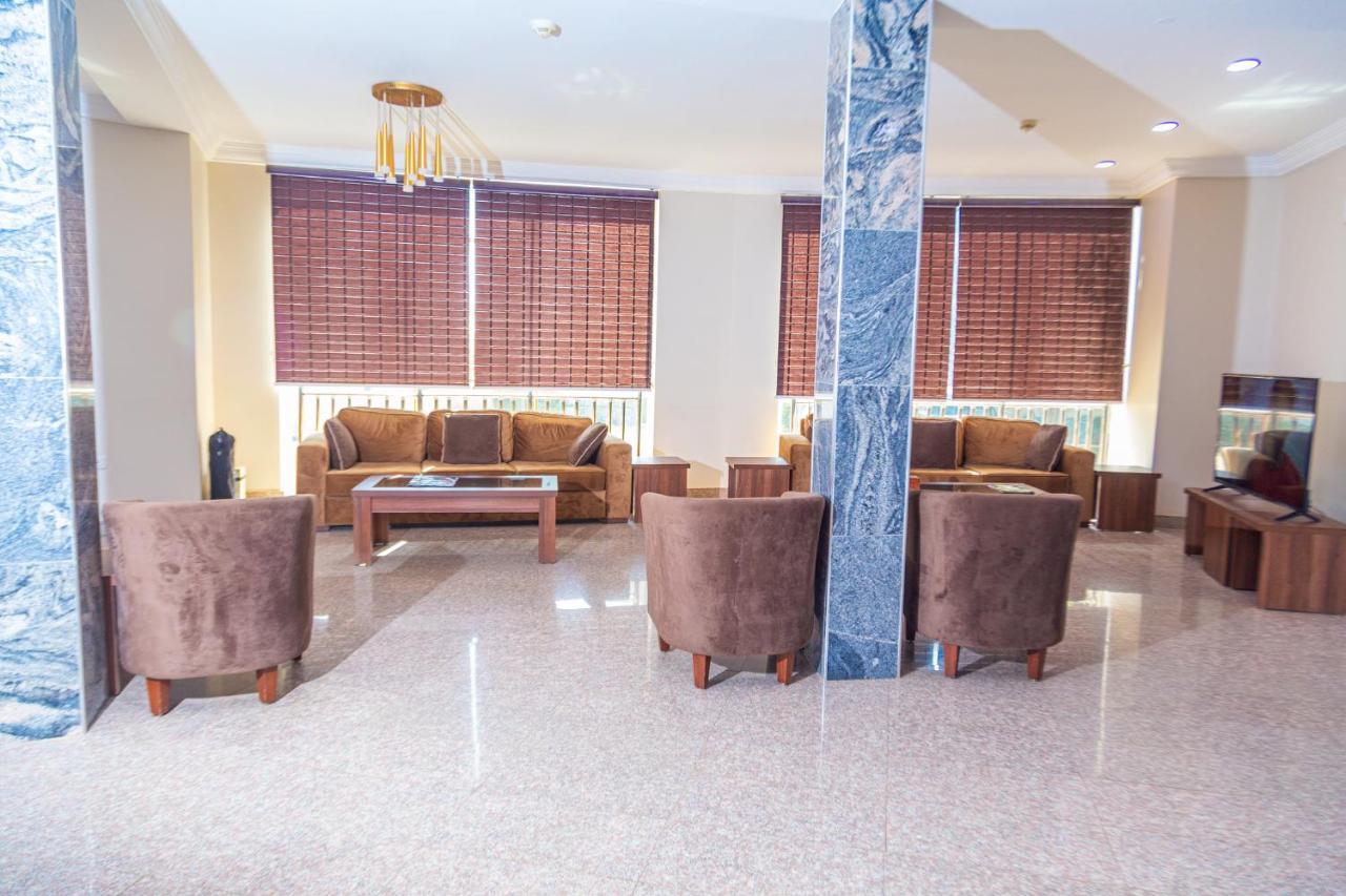 Guest Pride Hotel 카노 외부 사진