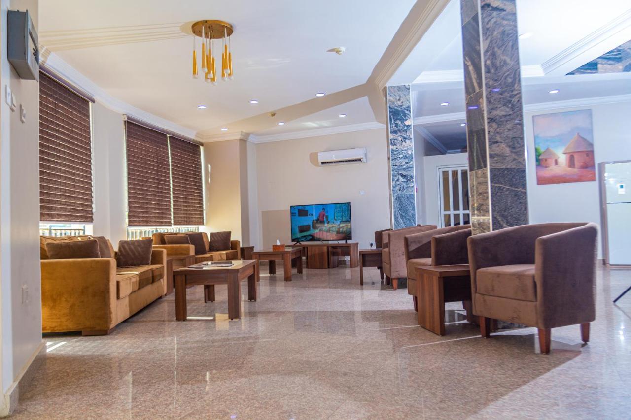 Guest Pride Hotel 카노 외부 사진